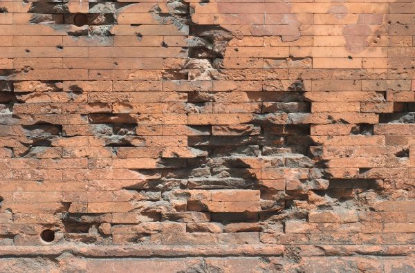 Damaged Brick Repair in Independence